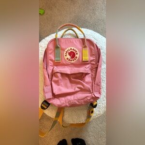 Brand new. No damage.